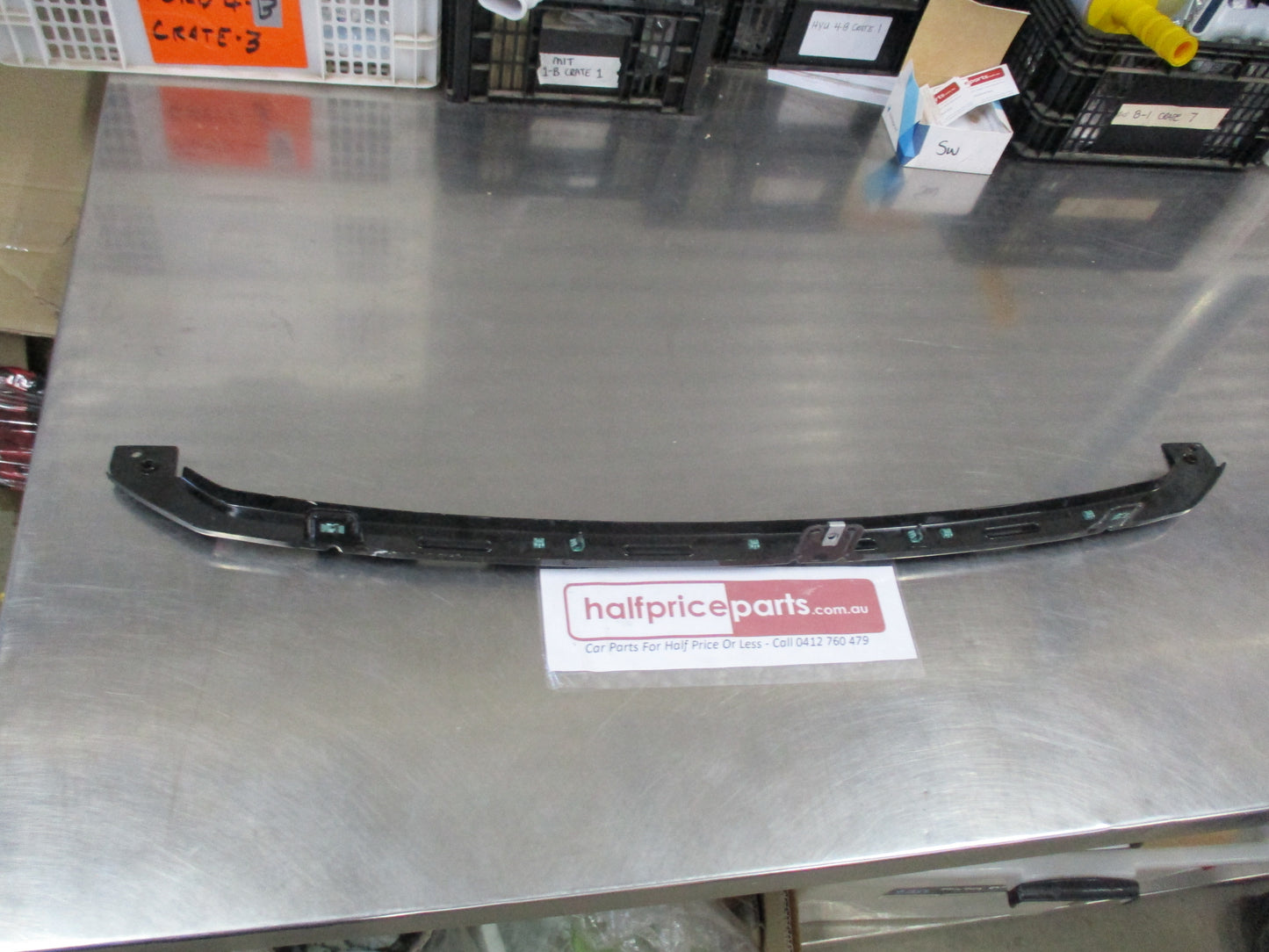 Holden Acadia AC Genuine Front Bumper Fascia Centre Support New Part