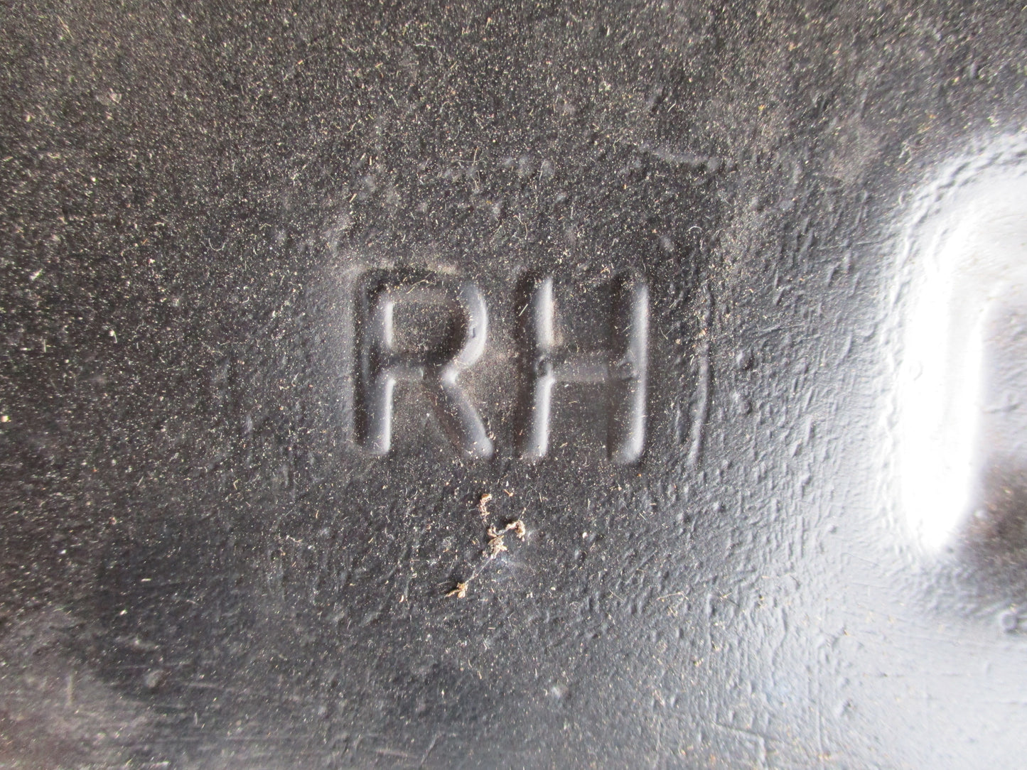 Holden RG Colorado Genuine Right Hand Rear Inner Splash Guard New Part