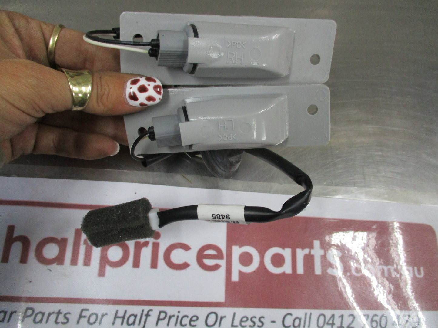 Holden Captiva Maxx Genuine Rear Licence Plate Lamp New Part
