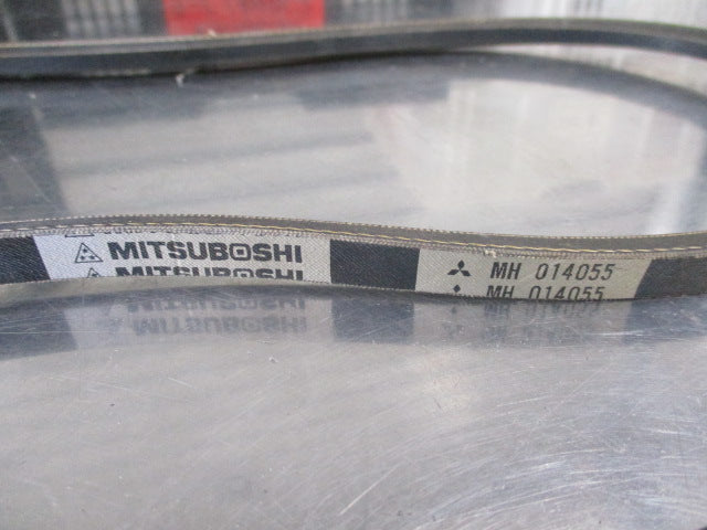 Mitsubishi Pajero/Triton Genuine Alternator V-Belt New Part