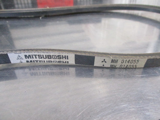 Mitsubishi Pajero/Triton Genuine Alternator V-Belt New Part