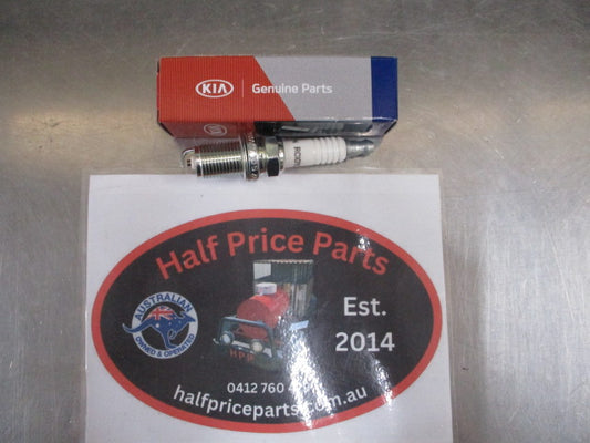 Kia Cerato/Magentis/Rio/Rondo/Sportage Genuine Spark Plug New Part