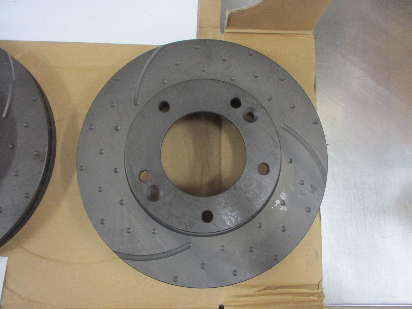 RDA Front Disc Rotors (Pair) Slotted-Dimpled Suits Kia Sorento New Part