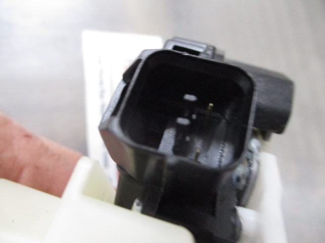 Mitsubishi ML/MN Triton Genuine Right Hand Rear Door Latch Assembly New Part