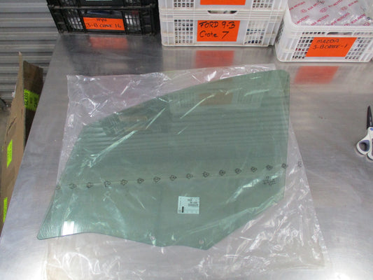 Peugeot 308 Genuine Front Passenger (Left) Side Glass NO CLIPS New