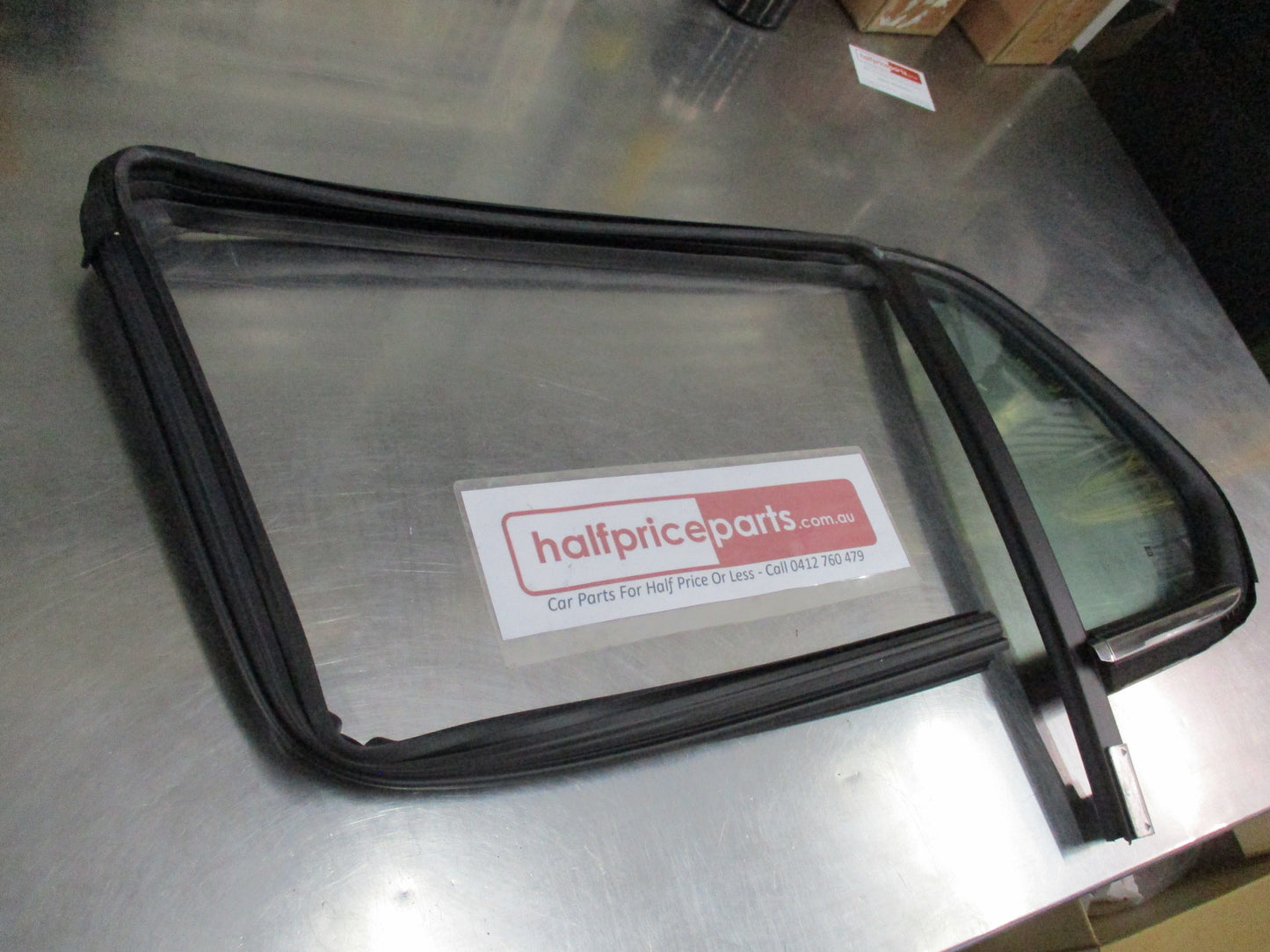 Holden Trax Genuine Left Hand Rear Window Weather Strip with Glass Insert Frame New Part