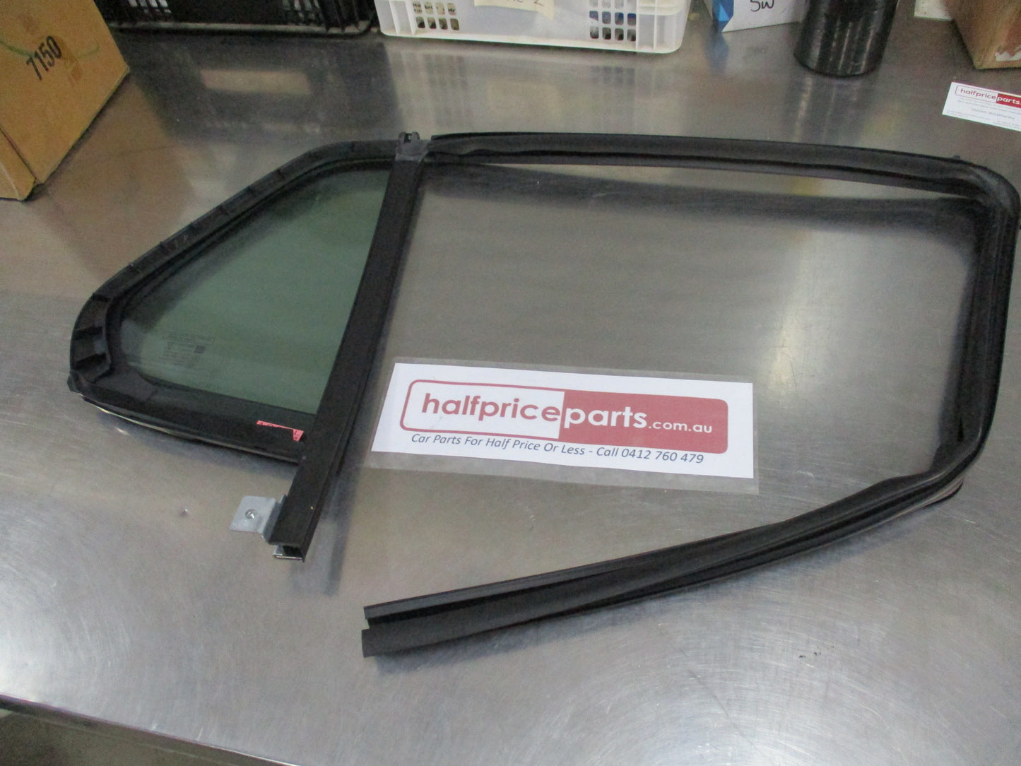 Holden Trax Genuine Left Hand Rear Window Weather Strip with Glass Insert Frame New Part