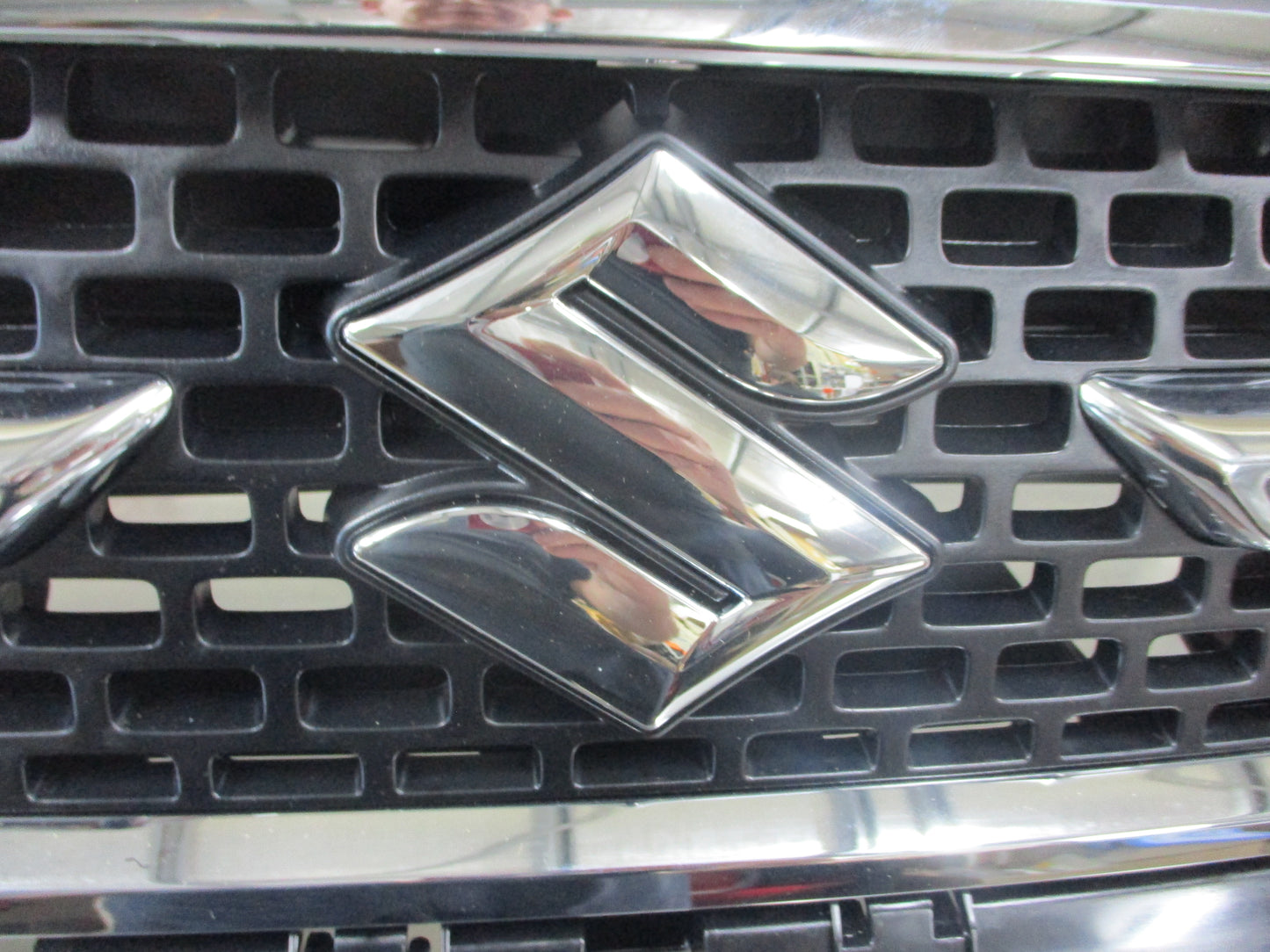 Suzuki Ignis Genuine Front Grille Assembly (Black And Chrome) New Part