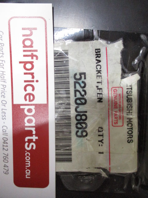 Mitsubishi Triton Genuine Left Hand Guard Shield Mounting Bracket New Part