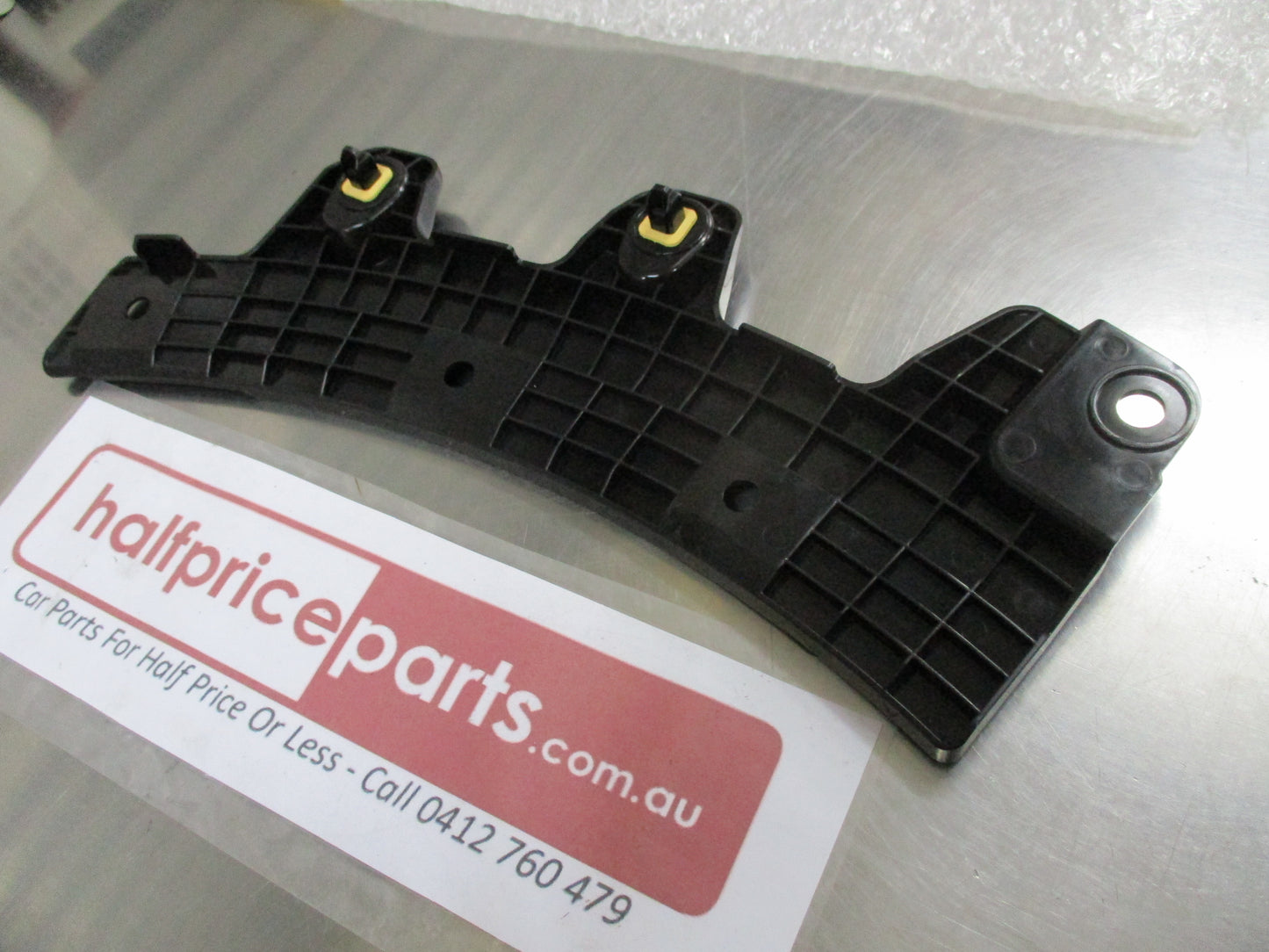Mazda CX-30 Genuine Right Hand Rear Wheel Arch Moulding Bracket New Part