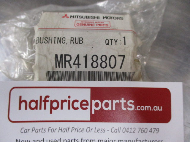 Mitsubishi Pajero Genuine Front Lower Control Arm Trailing Bush New Part