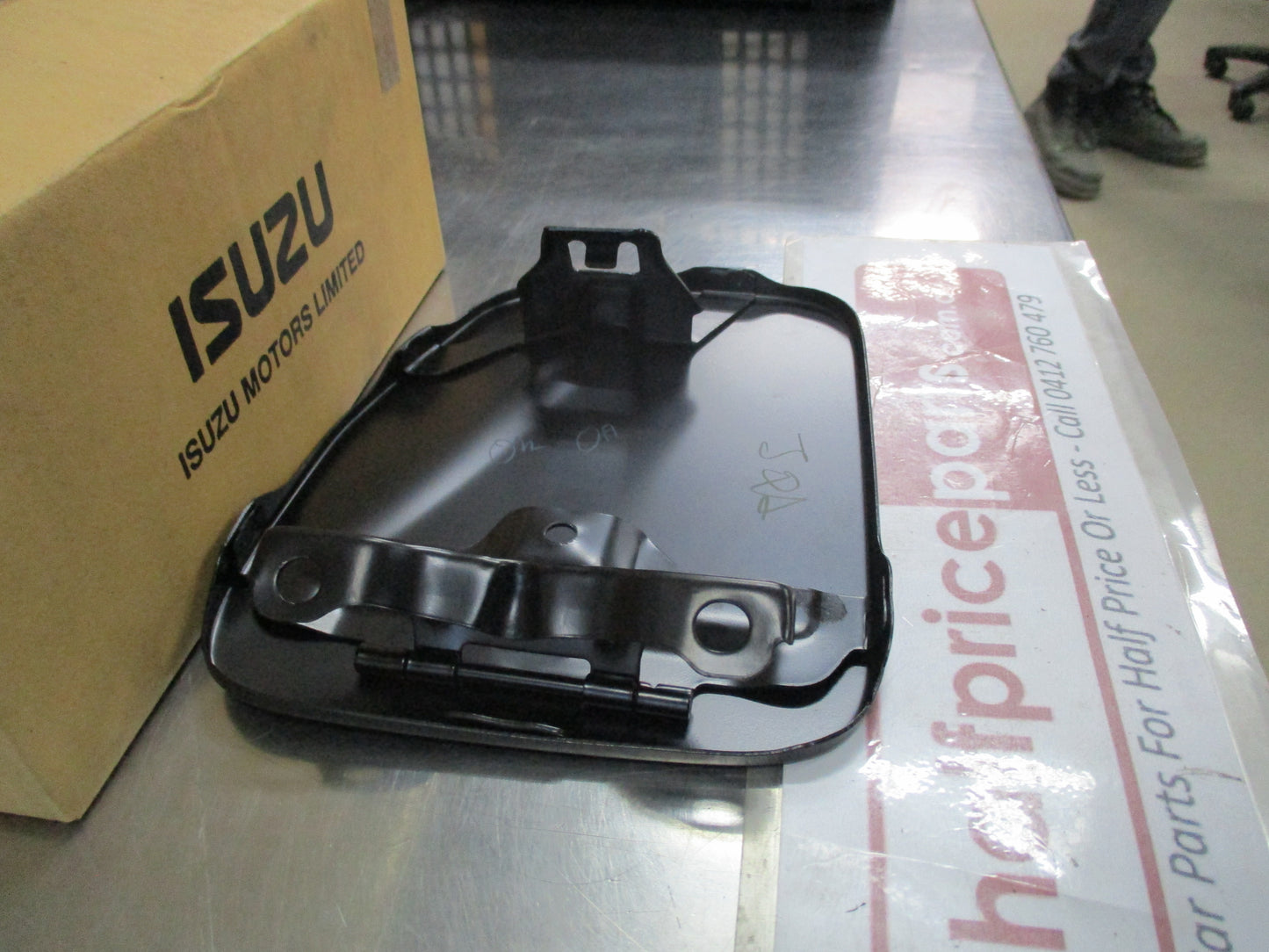 Holden TF Rodeo/Isuzu D-Max Genuine Fuel Door (Unpainted) New Part