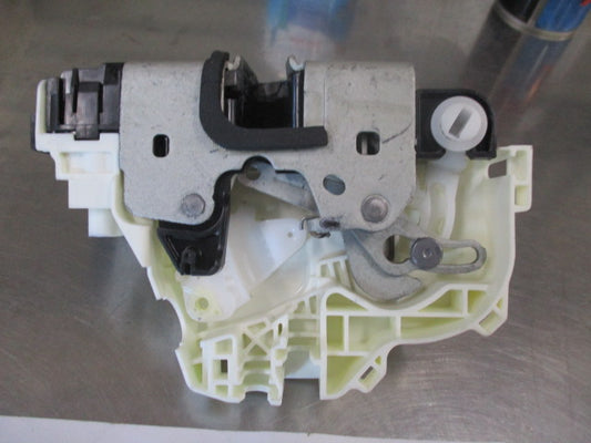 Chrysler/Dodge Genuine Right Hand Rear Door Latch Assembly New Part