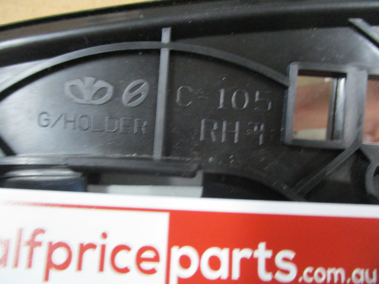 Holden CG5 Captiva Genuine Right Hand Outer Folding Mirror Glass New Part