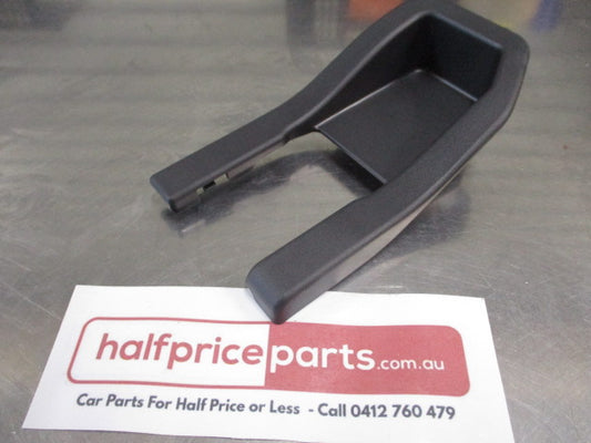 Mitsubishi Outlander Genuine Left Hand 2ND Row Seat Anchor Cover Trim New Part