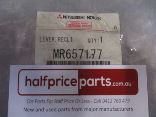 Mitsubishi Pajero Genuine Right Hand Front Seat Reclining Lever New Part