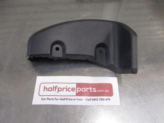 Mitsubishi ML Triton Genuine Left Hand Front Side Step End Cover New Part