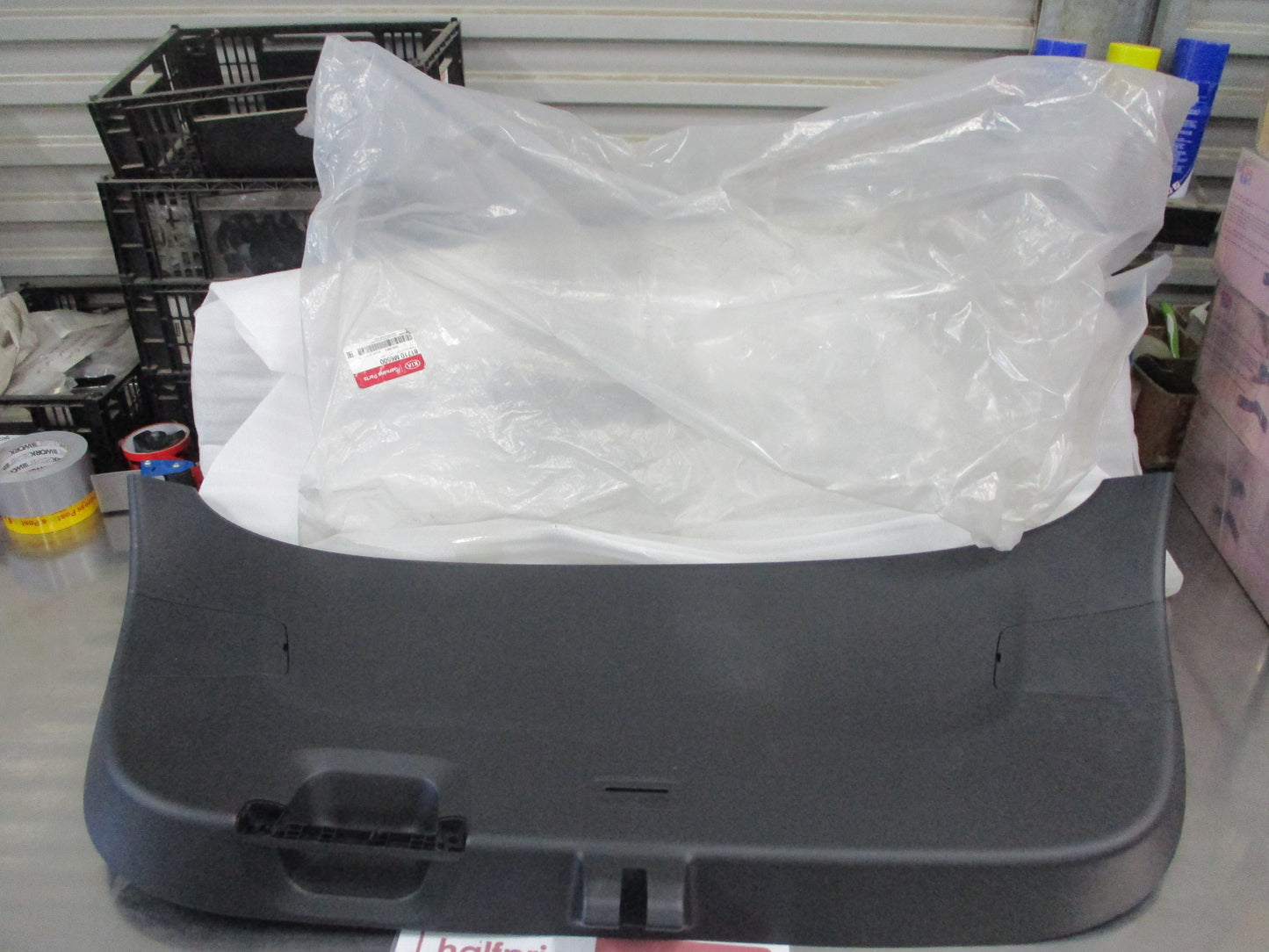 Kia Cerato Genuine Rear Tail Gate Lower Trim Assembly New Part