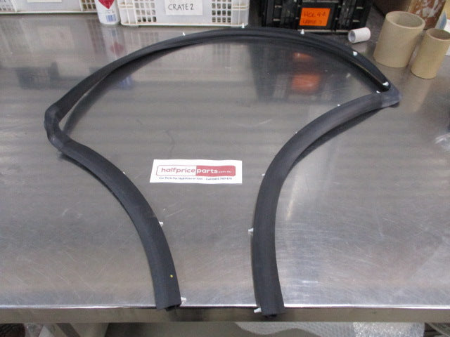 Mitsubishi Pajero V93W Genuine Upper Rear Door Weatherstrip New Part