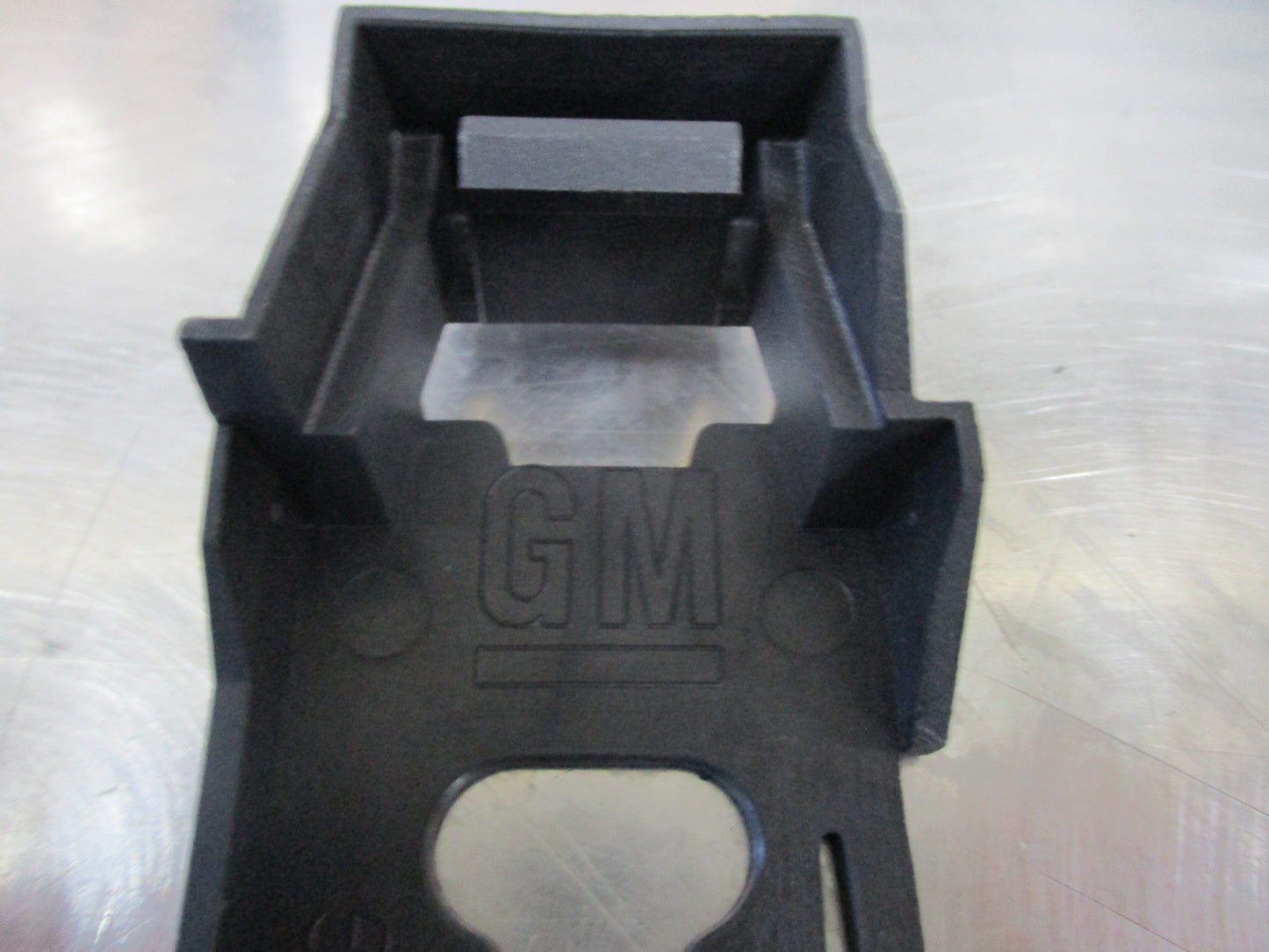 Holden VE Commodore Genuine Front Right Seat Adjuster Button Housing New Part