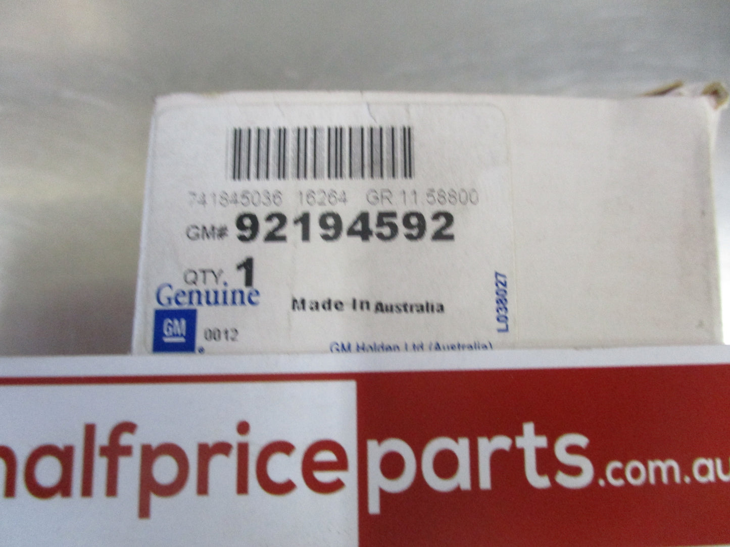 Holden VE Commodore Genuine Front Right Seat Adjuster Button Housing New Part