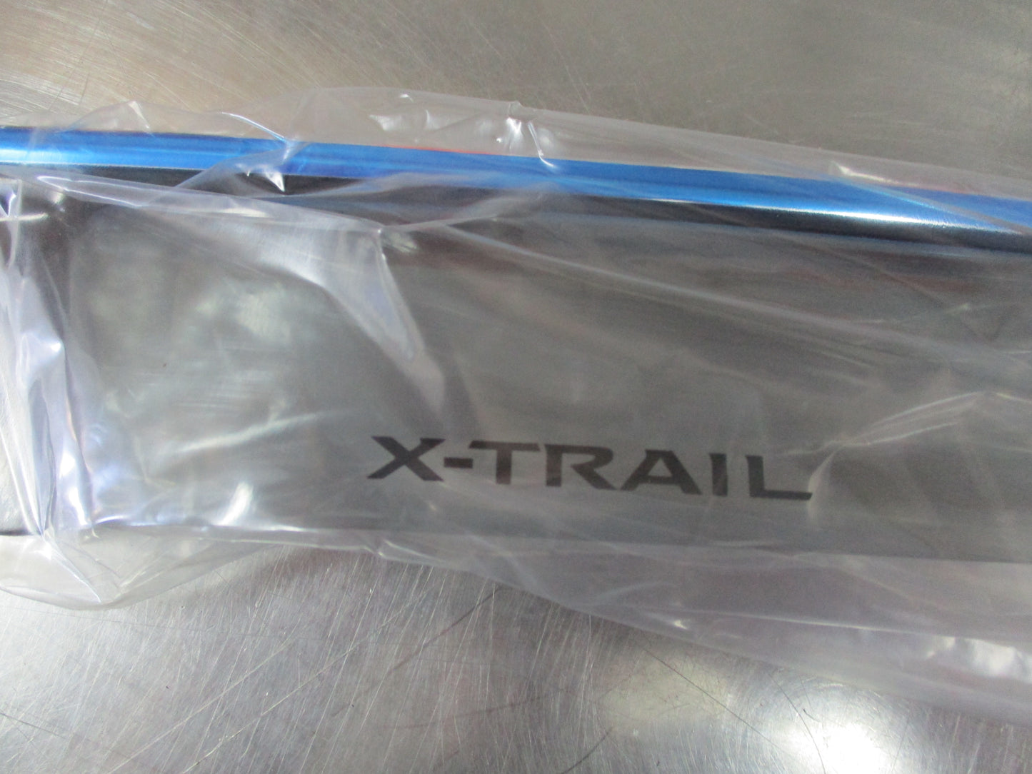 Nissan X-Trail T32 Genuine Slimline Weathershield Kit New Part
