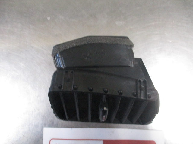 Mitsubishi Outlander Genuine Front Left Hand Dashboard Air Vent Grille New Part
