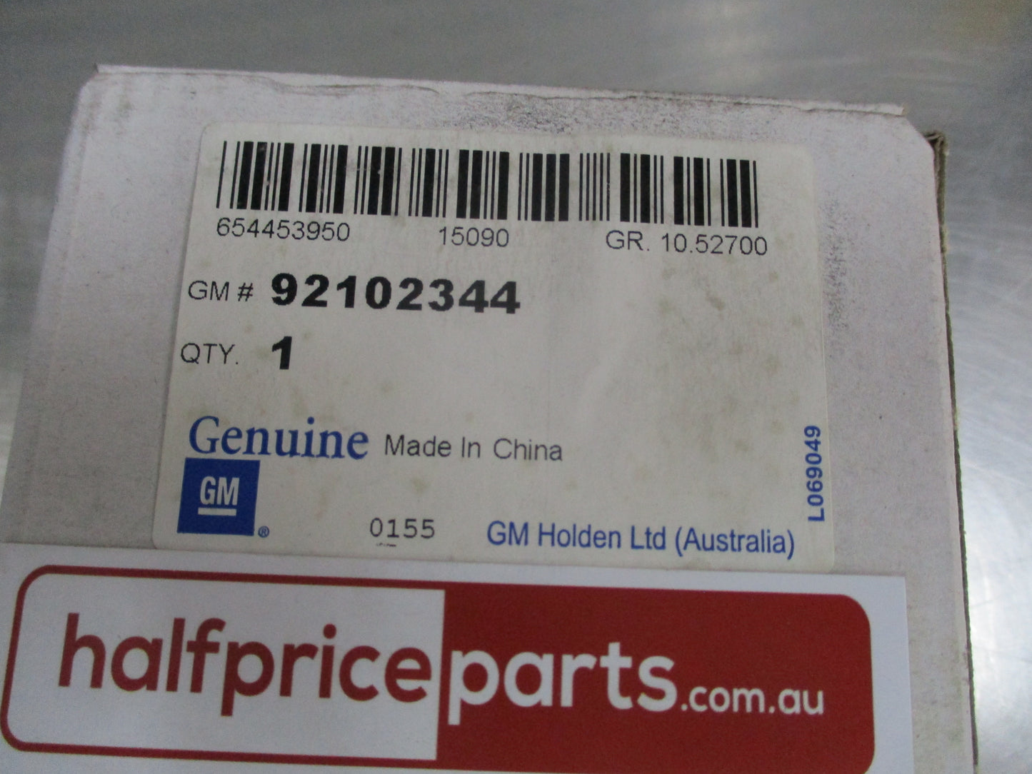 Holden Commodore/Statesman Genuine Right Hand Front Door Handle Bracket And Lock Kit New Part