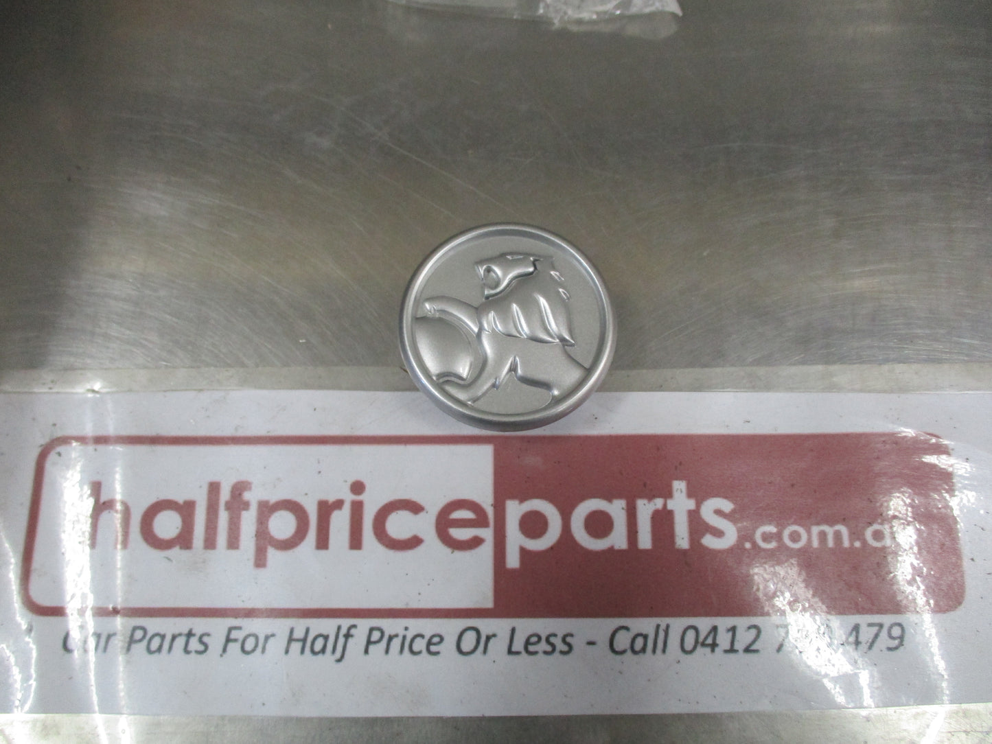 Holden VT-VY SS Commodore Genuine Wheel Centre Cap New Part