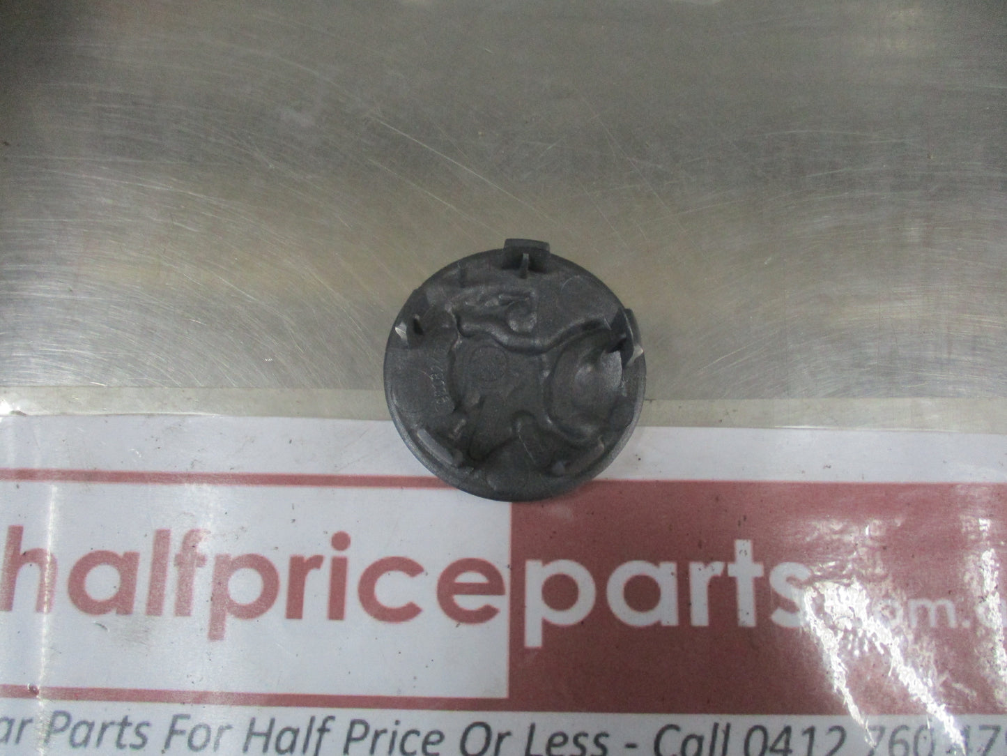 Holden VT-VY SS Commodore Genuine Wheel Centre Cap New Part