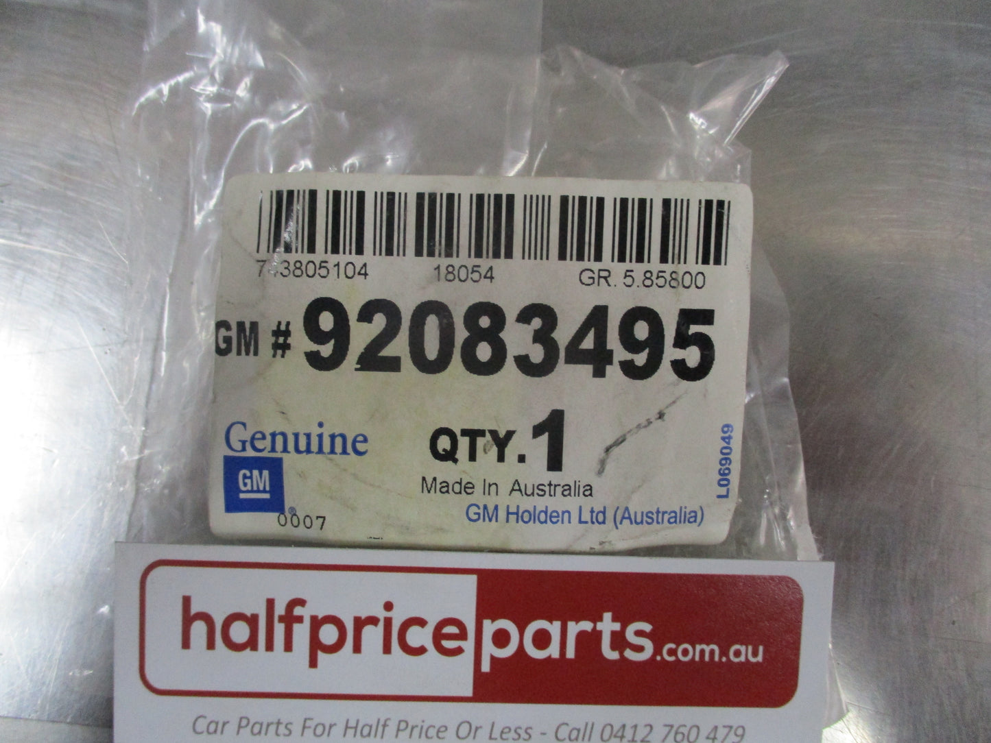 Holden VT-VY SS Commodore Genuine Wheel Centre Cap New Part