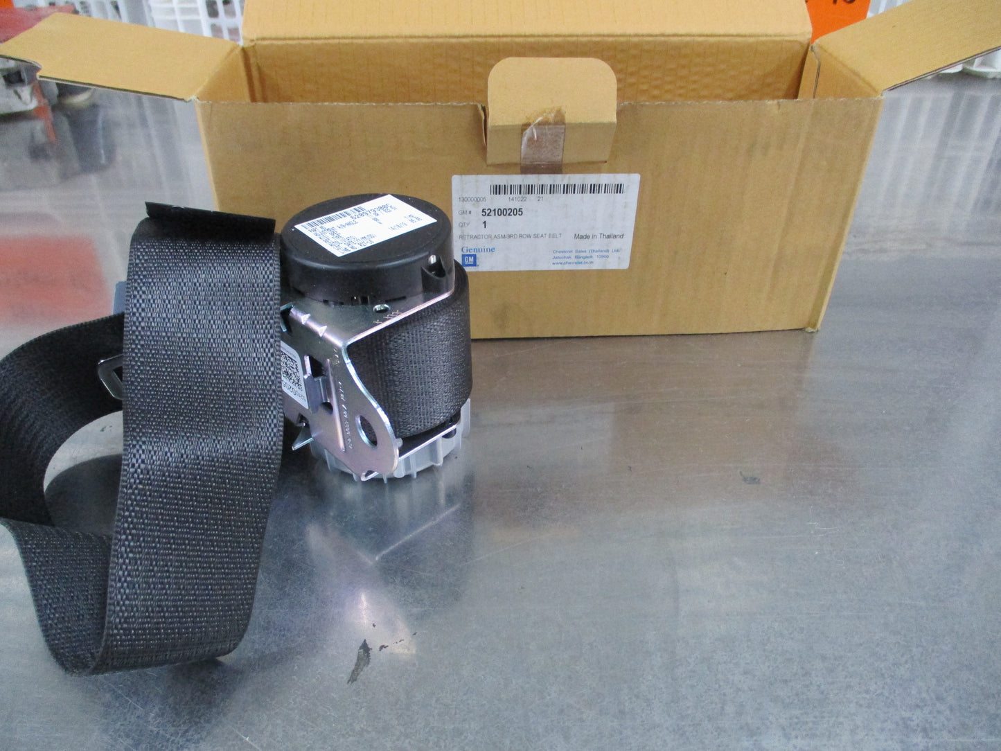 Holden Trailblazer Genuine 3 Row Left Rear Seat Belt Assy New