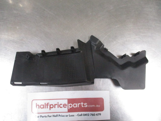 Mitsubishi Outlander Genuine Right Hand Front Deck Cowl Grille Cover New Part