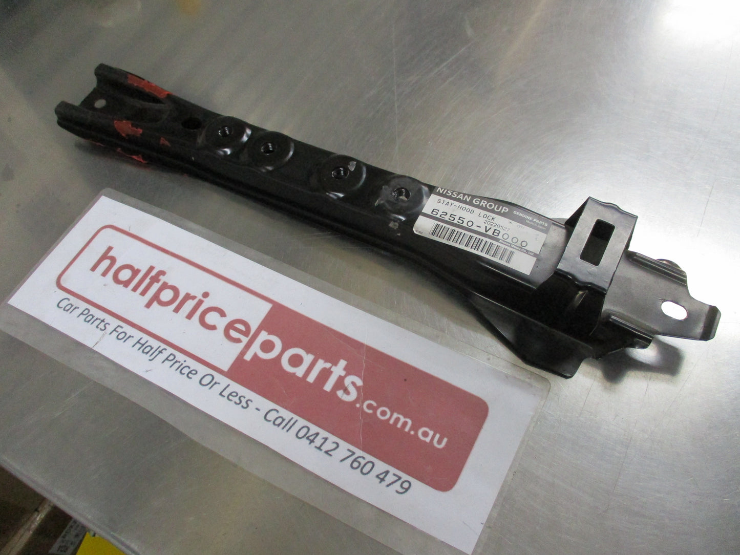 Nissan Patrol Y61 Genuine Stay Bonnet Lock New Part