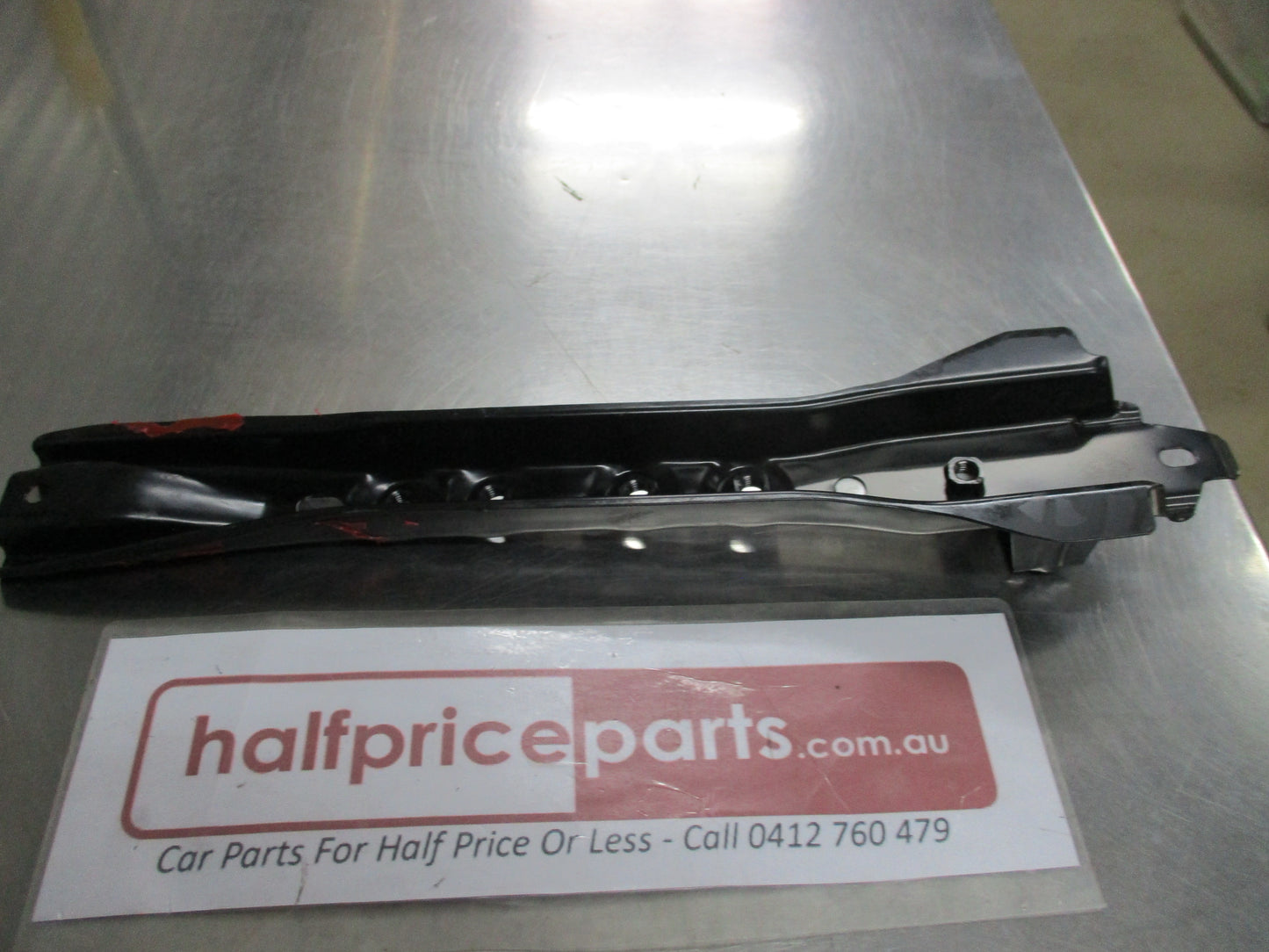 Nissan Patrol Y61 Genuine Stay Bonnet Lock New Part