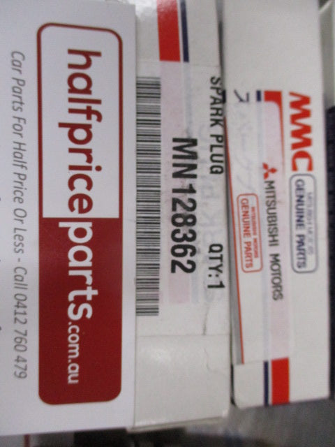 Mitsubishi Colt Genuine Spark Plug Set Of 4 New Part