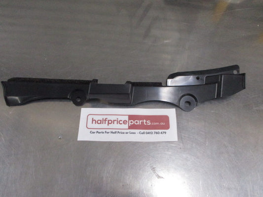 Mitsubishi Pajero/Triton Genuine Front Right Hand Guard Garnish New Part