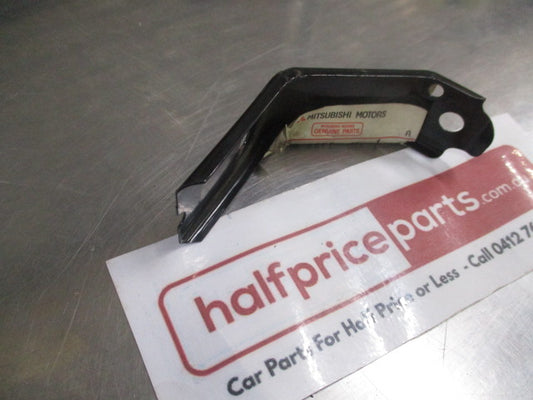 Mitsubishi Manga Genuine Rear Bumper End Body Bracket New Part