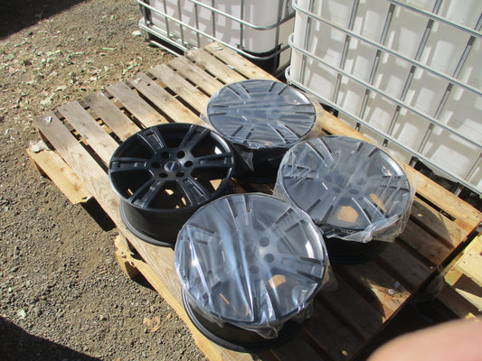 ROH Predator 16x7 Mat Black Alloy Wheel Set Of 4 With Centre Caps & Wheel Nuts New Part