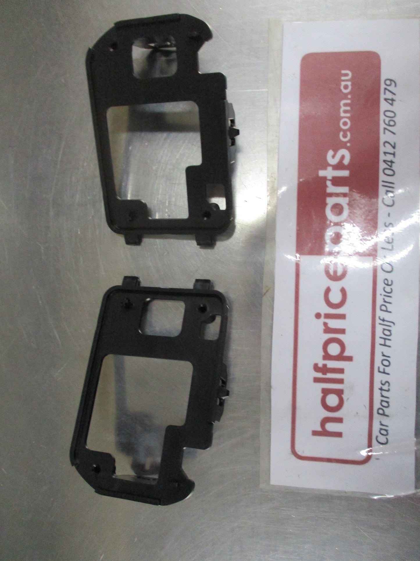 Peugeot 5008 Genuine Front Fog Light Support Brackets (Pair) New Part