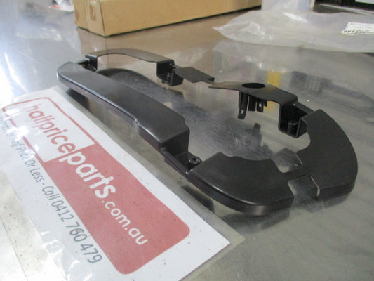 Holden Cruze Hatchback Genuine Right Hand Rear Park Assist Bracket New Part