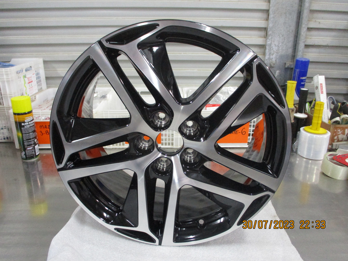 Peugeot 308 Genuine 18x8 J Black Sapphire (Pair) New Part