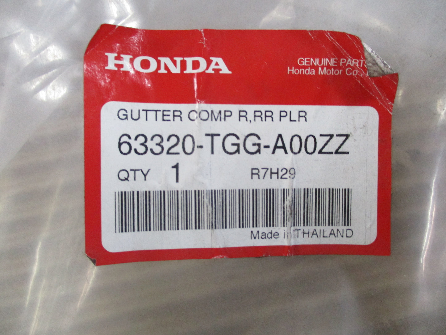 Honda Civic Genuine Right (Drivers) Rear Gutter/Piller New