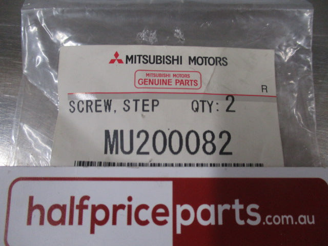 Mitsubishi Challenger/Pajero/Triton Genuine Side Step Screws (Pack Of 2) New Part