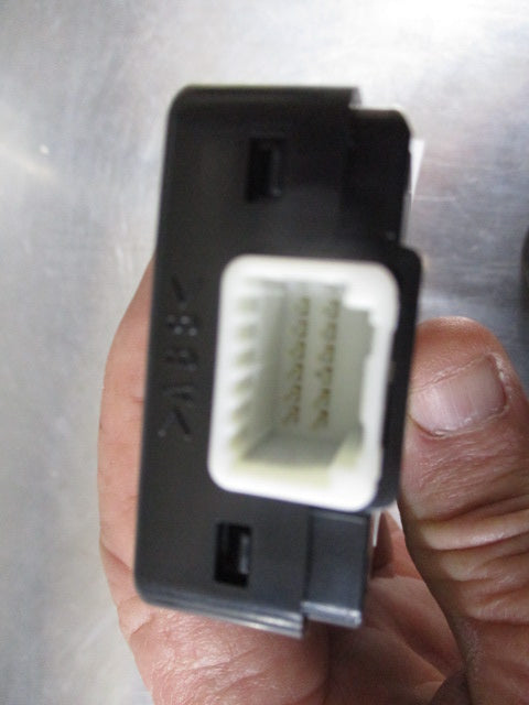 Mitsubishi Lancer Genuine Receiver Keyless Operation New Part