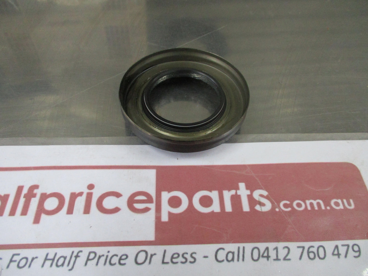 Nissan Patrol Y62 Genuine Front Drive Pinion Oil Seal New Part