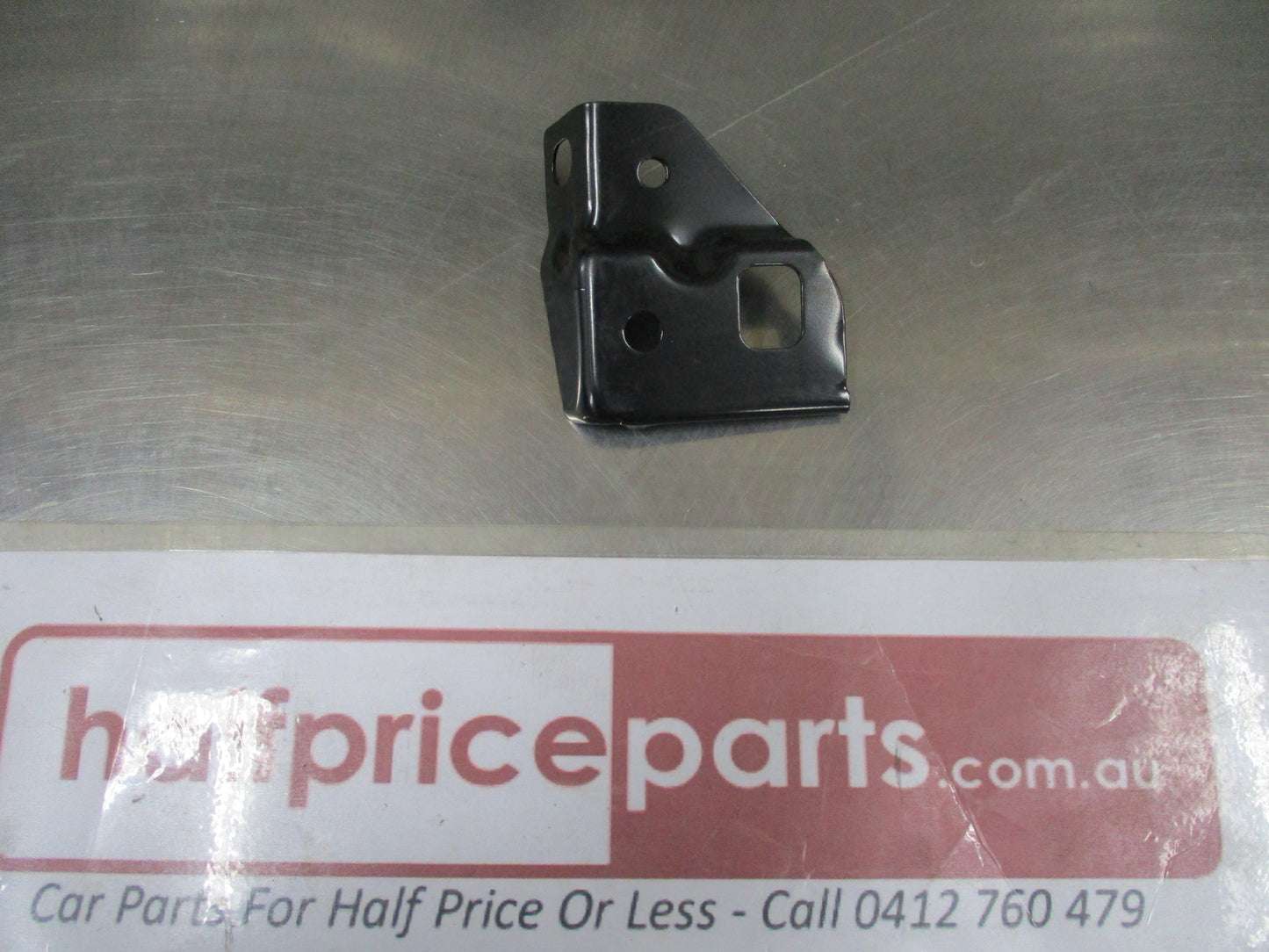 Kia Rio Genuine Left Hand Front Guard Bracket New Part