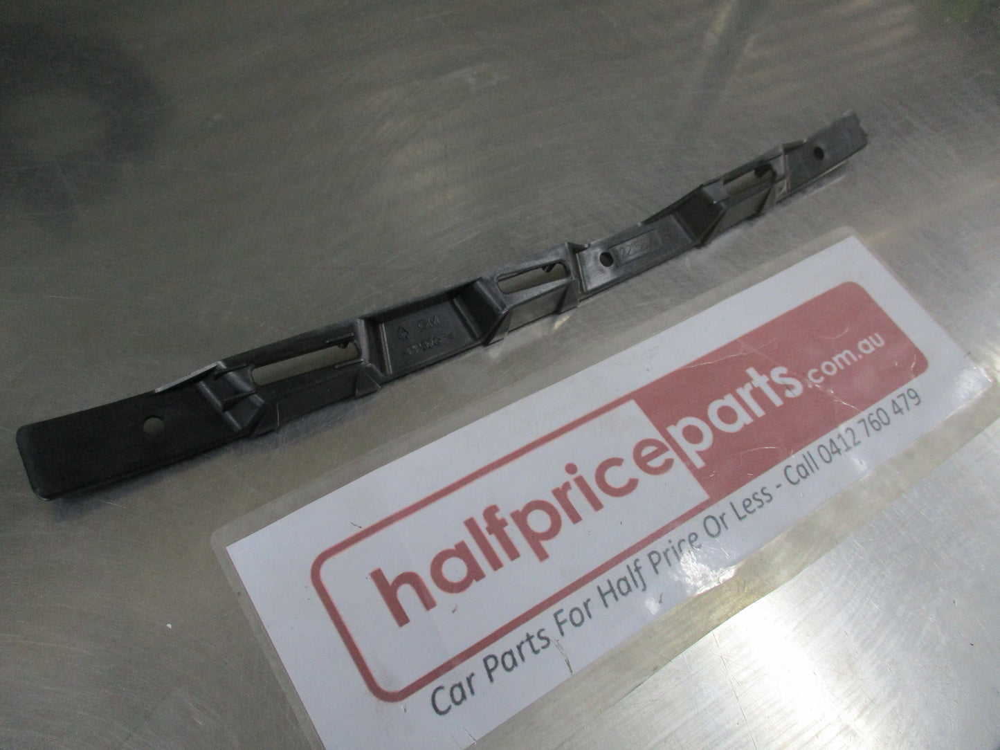 Holden Commodore VE Genuine Rear Window Mould Bracket (Black) New Part