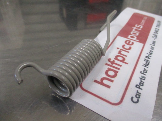 Mitsubishi Triton Genuine Rear Drum Brake Shoe Upper Return Spring New Part