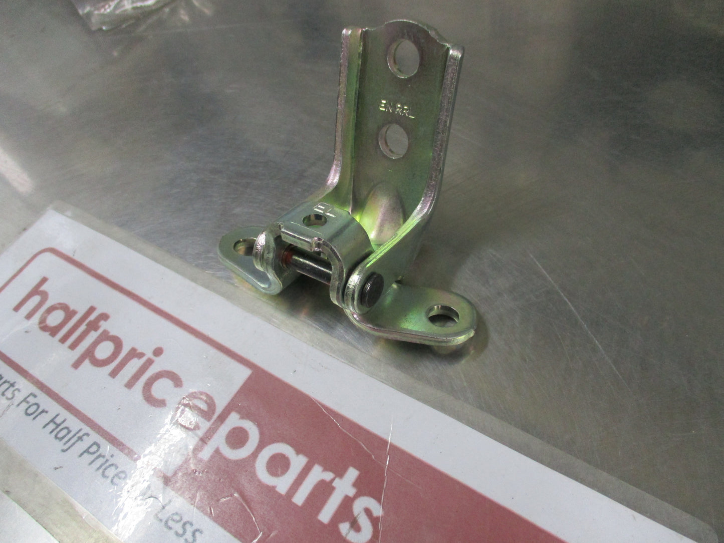 Hyundai Santa Fe / Kia Sorento Genuine Right Hand Rear Door Lower Hinge Assembly New Part